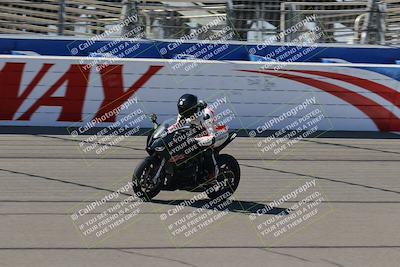 media/Aug-27-2022-Fastrack Riders (Sat) [[c588535105]]/Level 1/Session 1 Start Finish/